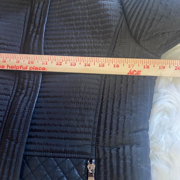 Tribal Women's Sz M Black Quilted Jacket with faux leather accents - Picture 8 of 11